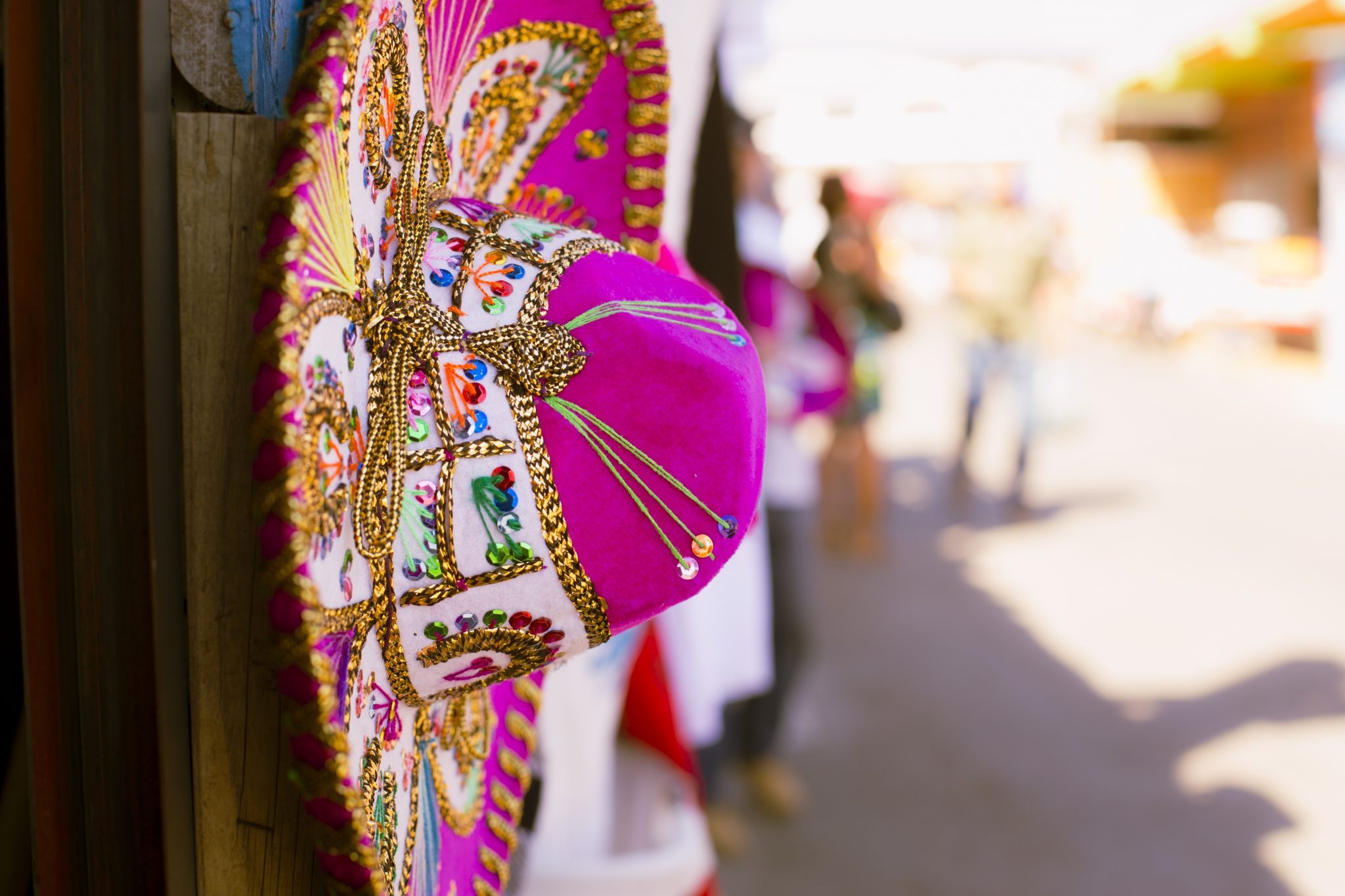 The Rambler: pink sombrero in Mexico