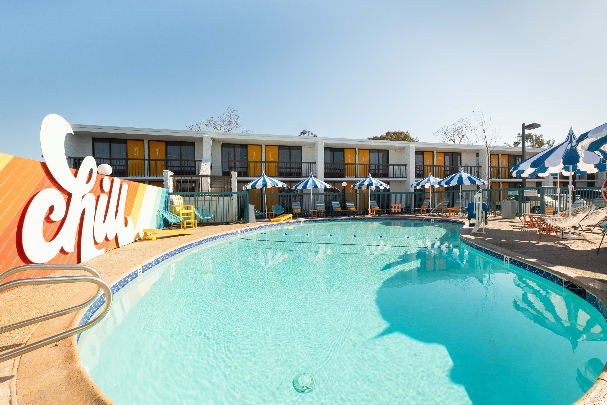 The Rambler Motel - hotel rooms